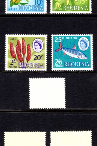 Rhodesia SG408/12 Dual Currency set U/M Cat 42 pounds