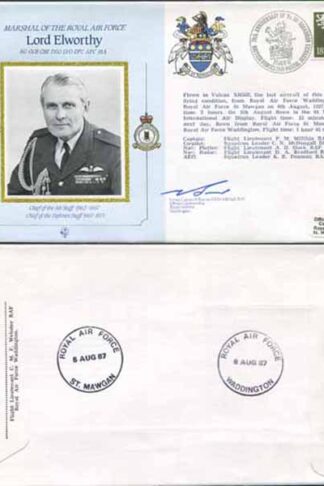 CDM15a RAF COMMANDER Lord Elworthy Gp Capt Bonner and Flt Lt Webster (C)