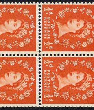 SB18a 1/2d Wmk Crowns Sideways to Right Cream Paper Blue Phos Perf AP Pane U/M