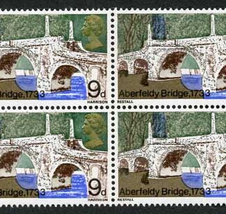 Spec W131f/g 1968 9d Bridges with Harrison and Restall Redrawn Block of 4 U/M