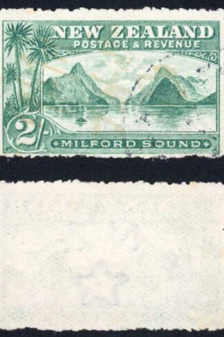 New Zealand SG328 2/- Green Perf 14 Cat 32 pounds