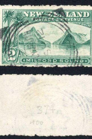 New Zealand SG328 2/- Green Perf 14 Cat 32 pounds