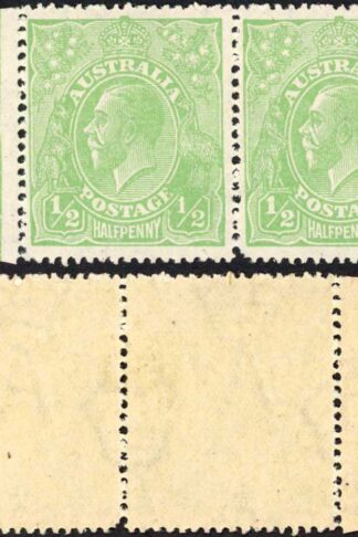 Australia 1918-20 SG 48a 1/2d green THIN FRACTION at right in pair VFM