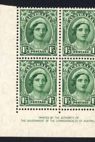 Australia 1937-49 SG 180 1 1/2d emerald-green P15x14 IMPRINT BLOCK re-entries