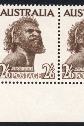 Australia 1952-65 SG 253b 2s6d no wmk state II RETOUCH strip of 3 UM