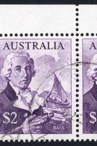 Australia SG402 Two Dollars Navigator CDS Strip of 3