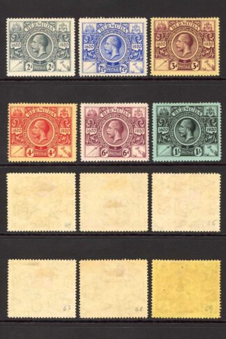 Bermuda SG68/76 Tercentenary Set M/M Cat 100 pounds