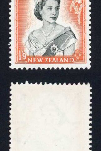 New Zealand SG733c 1/9 White opaque paper Coil Join U/M