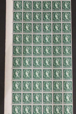SG572 1 1/2 Green Wmk Crowns Upright Quarter Sheet U/M