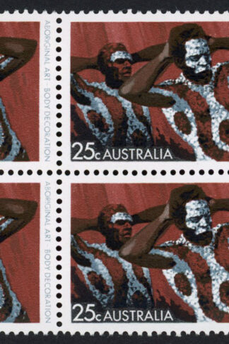 Australia BW565d 1st A weak with Fleck of White U/M