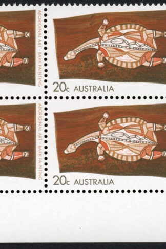 Australia BW563e Two Retouches above left tortoise leg U/M
