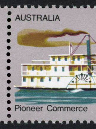 Australia BW618h White Diagonal Fleck left of Steamers Flag U/M