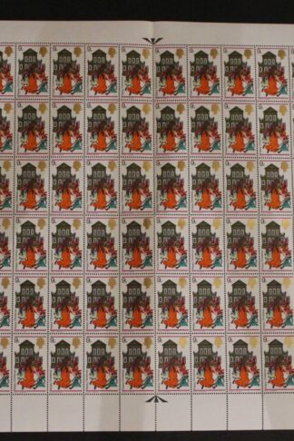 SG776 1968 9d Girl with Dolls House Christmas Two Bands Complete Sheet U/M