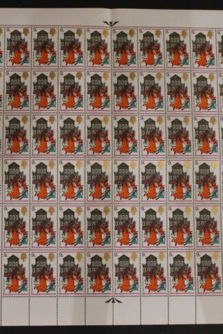 SG776 1968 9d Girl with Dolls House Christmas Two Bands Complete Sheet U/M