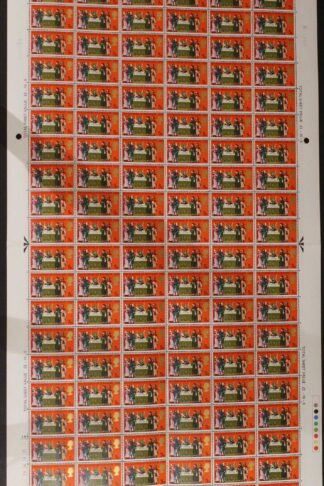 SG W182d/e 1970 5d Anniversaries with White Flaw on Desk and Spot on Hem U/M