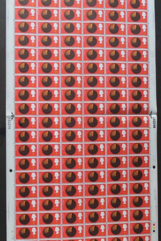 SG752 1967 4d British Discovery with Broken Scale Flaw Complete Sheet U/M