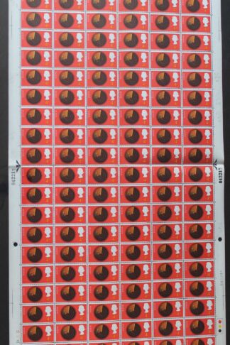 SG752 1967 4d British Discovery with Broken Scale Flaw Complete Sheet U/M