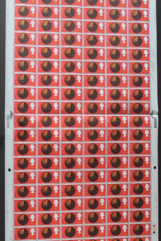 SG752 1967 4d British Discovery with Broken Scale Flaw Complete Sheet U/M