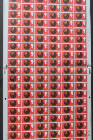SG752 1967 4d British Discovery with Broken Scale Flaw Complete Sheet U/M