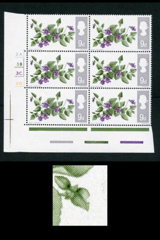 Spec W117b 1967 9d Flowers (Ordinary) with Notch in Leaf Variety Cyl Block 6 U/M